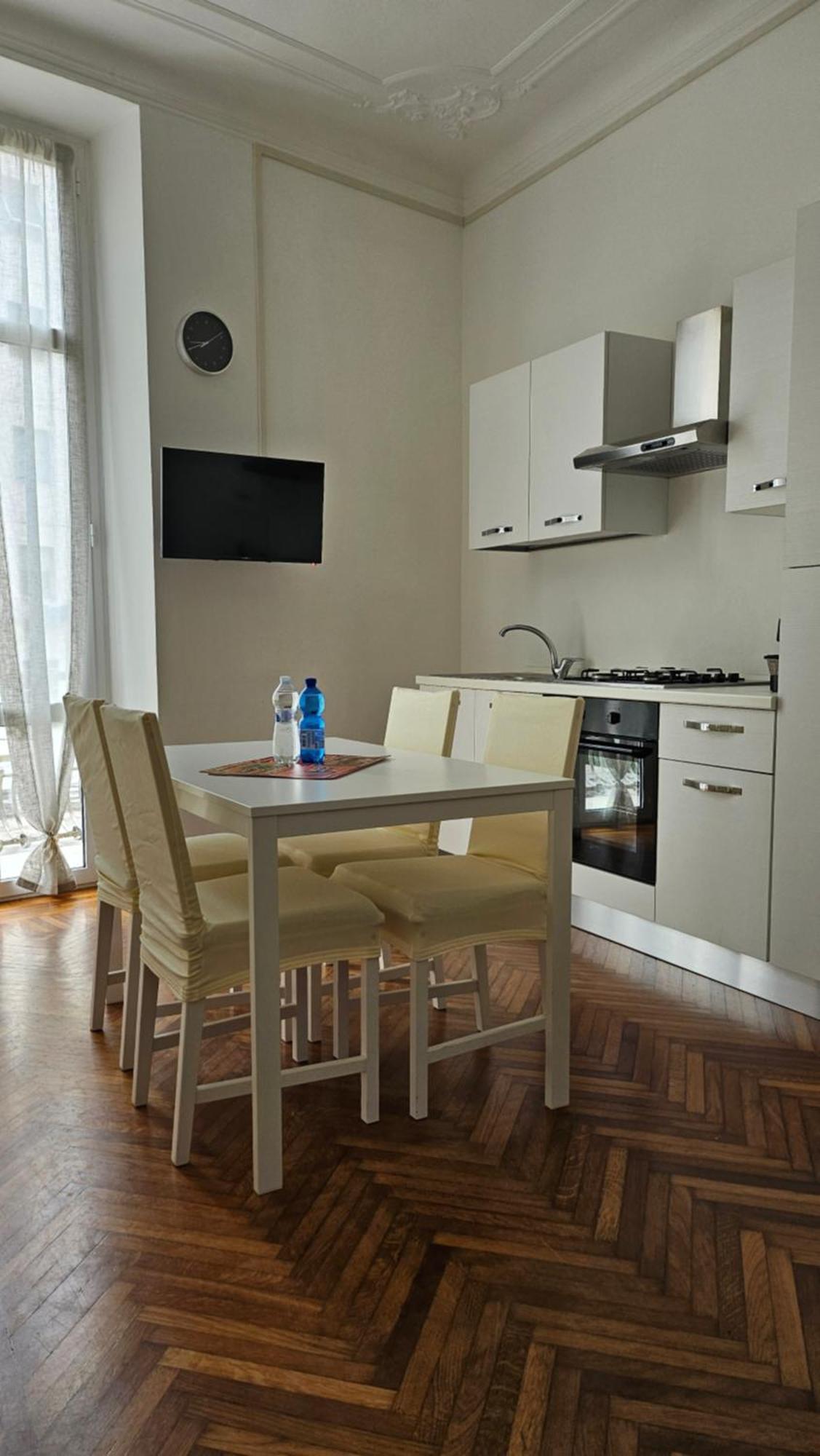 Appartamenti Fiore Sanremo Luaran gambar